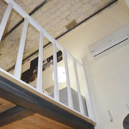 Loft U *
